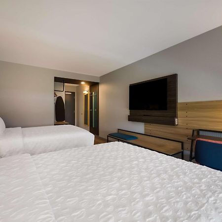 Tru By Hilton Novi Detroit Otel Dış mekan fotoğraf